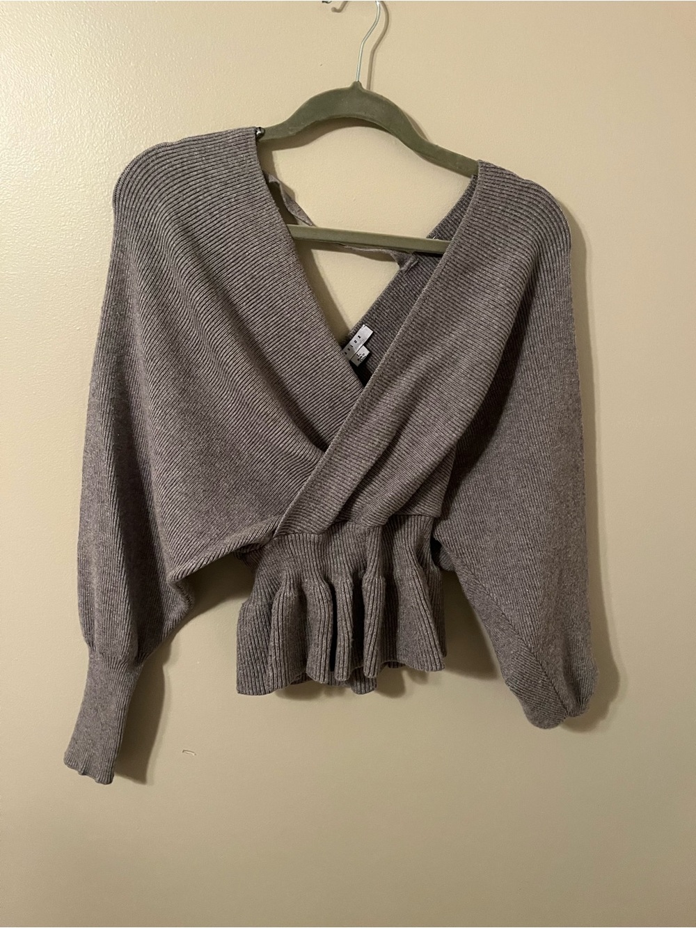 Favlux Fashion sweater. ***